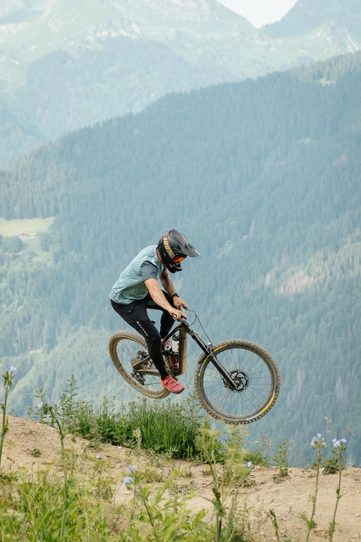 maillot vtt manches courtes vert pastel relief équipements