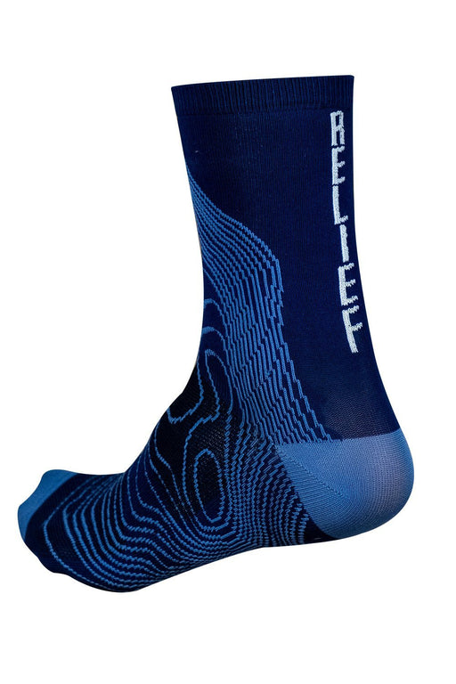 Chaussettes Techniques VTT | Les Nines Topo Bleu - VTT - RELIEF Equipements - Chaussettes Techniques VTT | Les Nines Topo Bleu - VTT - RELIEF Equipements - Chaussettes VTT homme femme dos RELIEF Équipements
