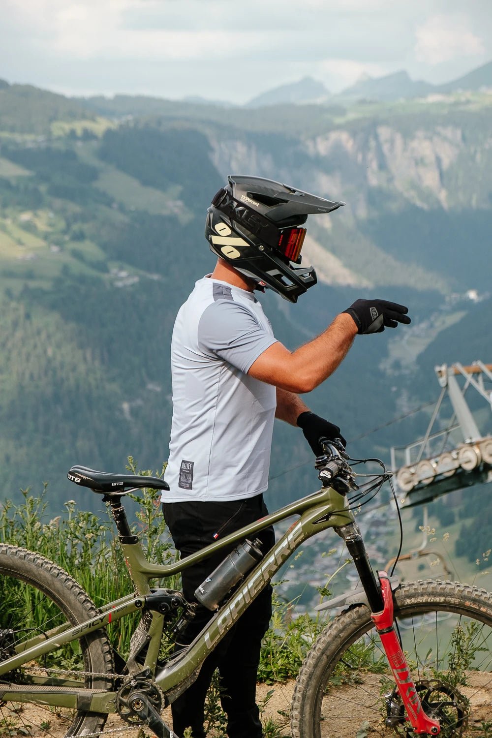 Maillot VTT Manches Courtes | Calade Essentiel Gris - VTT - RELIEF Equipements - Maillot VTT Manches Courtes | Calade Essentiel Gris - RELIEF Equipements