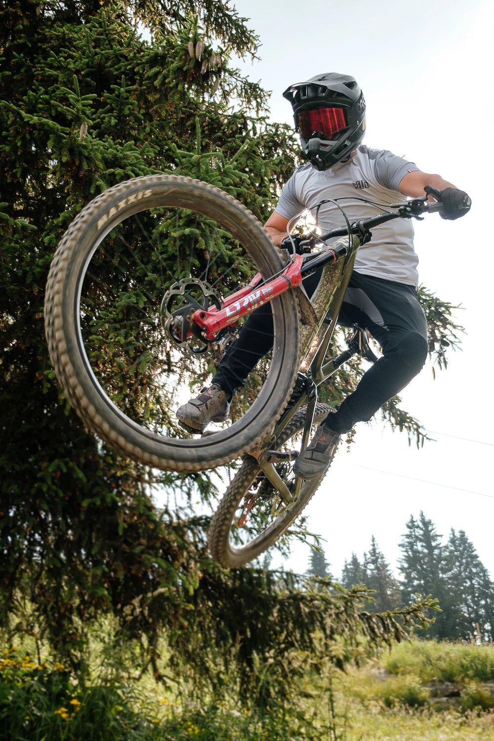 Maillot VTT Manches Courtes | Calade Essentiel Gris - VTT - RELIEF Equipements - Maillot VTT Manches Courtes | Calade Essentiel Gris - RELIEF Equipements