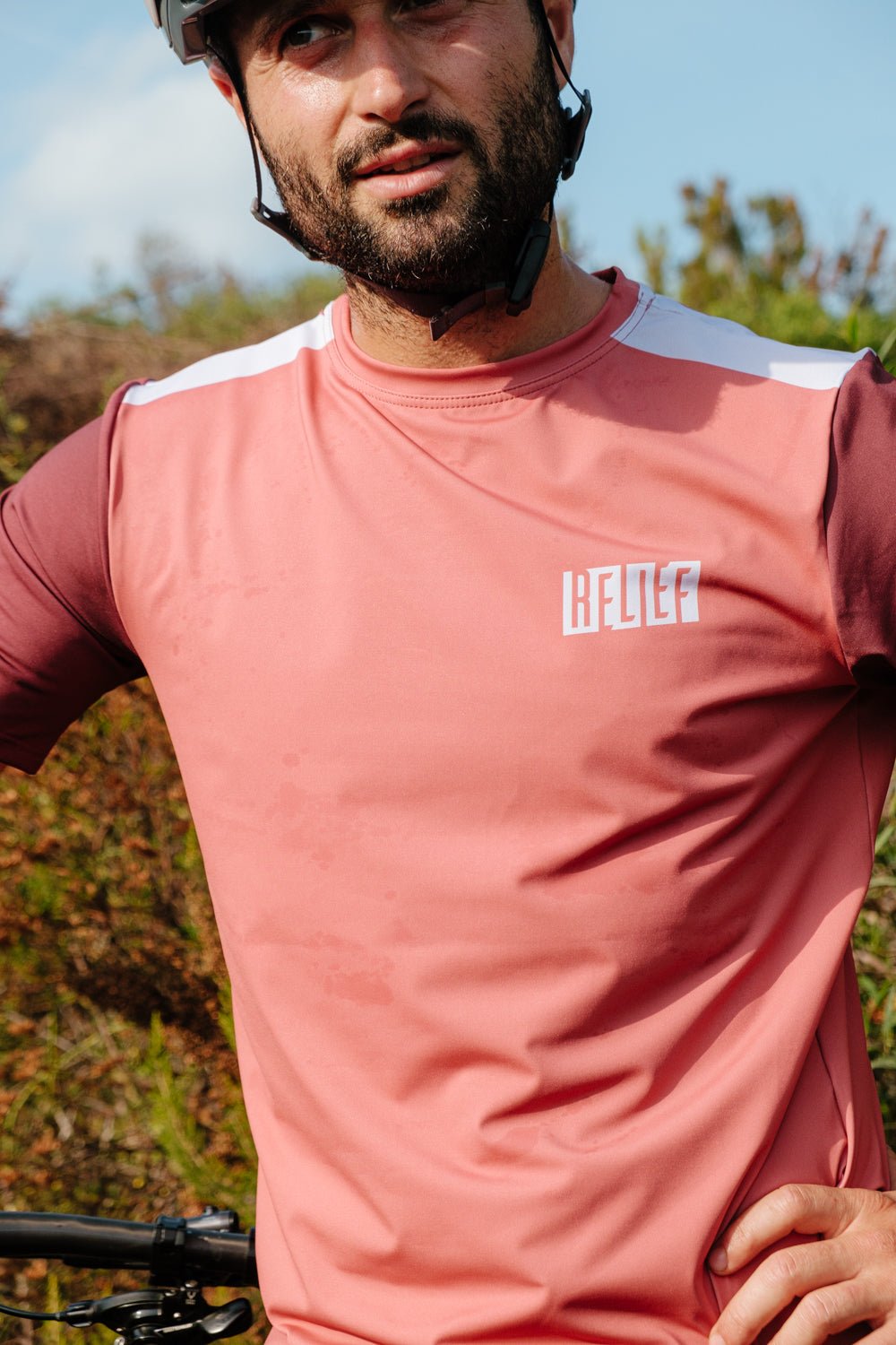 Maillot VTT Manches Courtes | Calade Essentiel Rouge Pastel - VTT - RELIEF Equipements - maillot vtt été