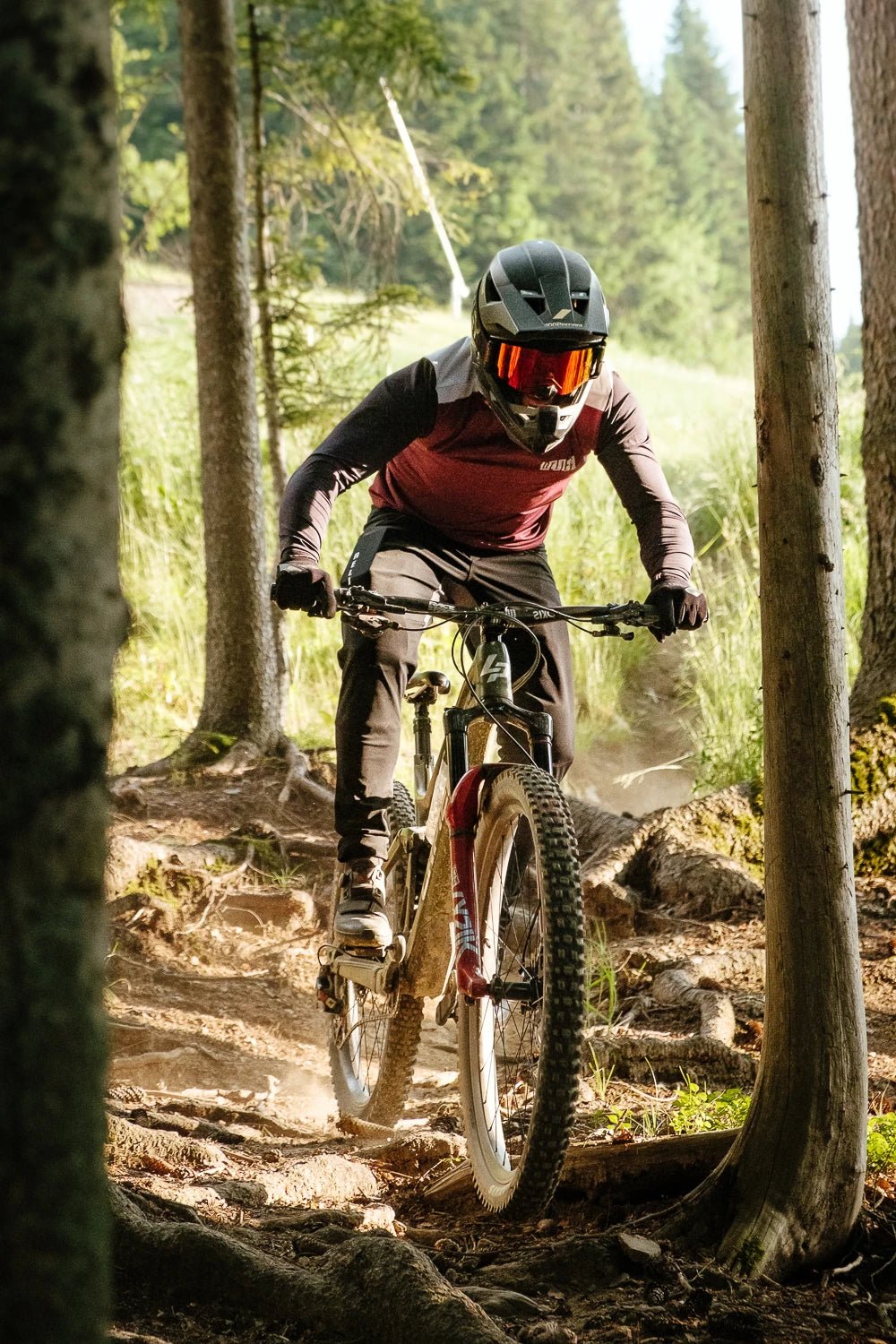 Maillot VTT Manches Longues | Calade Essentiel Rouge Grenat - VTT - RELIEF Equipements - Maillot VTT Manches Longues | Calade Essentiel Rouge Grenat - RELIEF Equipements