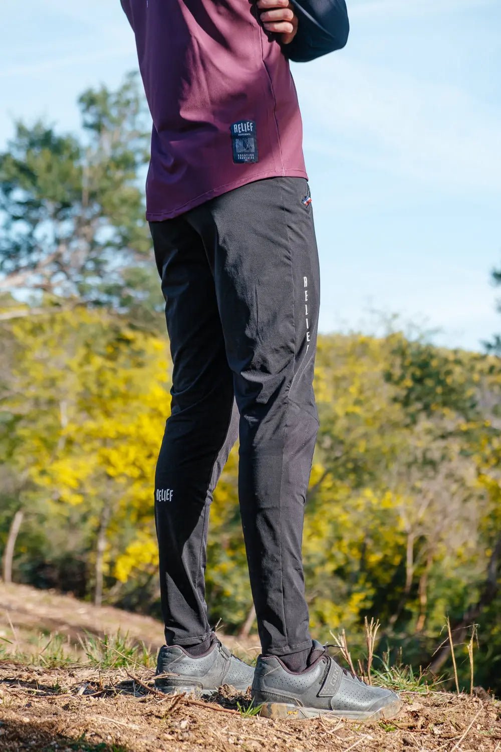 Pantalon VTT | FADA V2 - VTT - RELIEF Equipements - Pantalon VTT | FADA V2 - VTT - RELIEF Equipements - Pantalon VTT homme femme noir face RELIEF Équipements